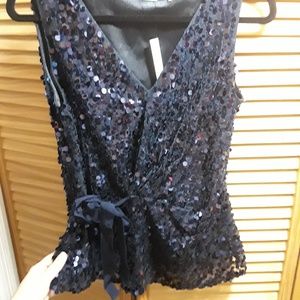 Dressy sequenced top with side tie